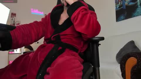 marioslim online show from March 19, 9:46 am