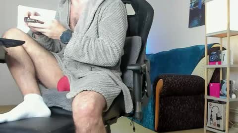 marioslim online show from April 14, 5:13 am