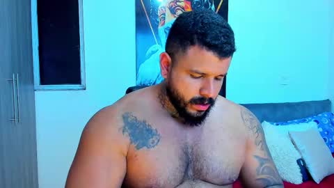 Mario Teran online show from February 3, 1:48 am