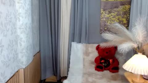 Snapshot of mariposa_911 chatting on December 23, 1:58 am LEAH online show from December 23, 1:58 am