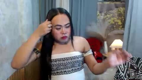 LEAH online show from March 16, 5:44 am