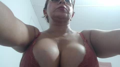 mariska_69 online show from July 22, 1:58 pm