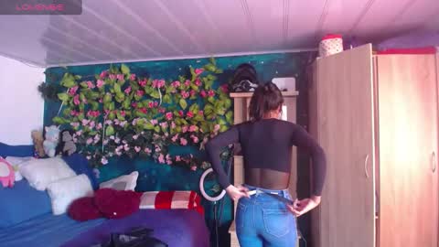 Maritza Ferrer -Samara Beltran online show from February 8, 5:50 pm