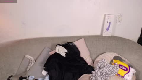 Snapshot of marivimichel_s chatting on April 24, 9:56 am marivimichel_s online show from April 24, 9:56 am