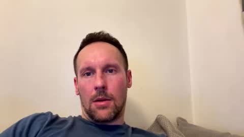 Mark online show from February 7, 6:33 pm