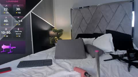 Snapshot of mark_broown_ chatting on February 1, 8:47 pm mark_broown_ online show from February 1, 8:47 pm