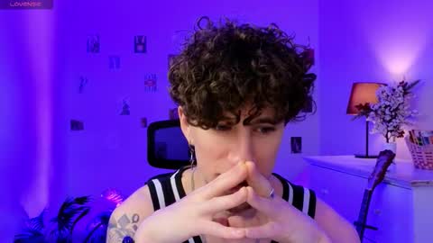 mark_caron online show from February 1, 9:02 pm