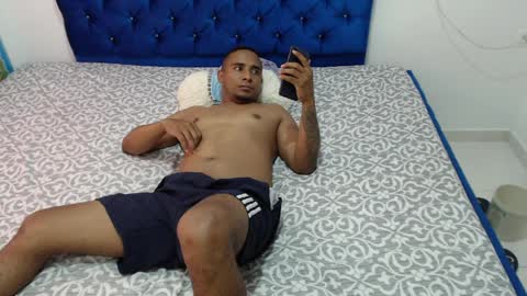 Snapshot of mark_castro chatting on April 5, 6:16 pm mark online show from April 5, 6:16 pm