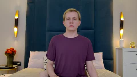 Mark online show from March 27, 9:58 pm