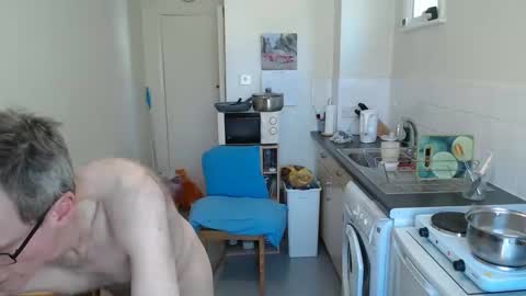 Snapshot of mark_islington chatting on May 25, 9:59 am mark_islington online show from May 25, 9:59 am