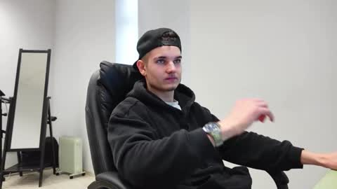 MARK KARSON online show from March 29, 12:27 pm