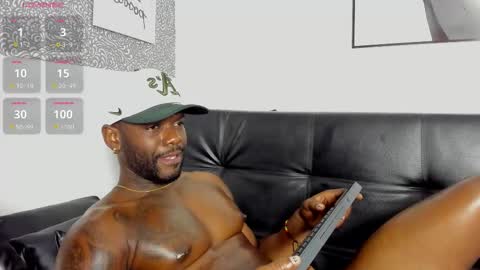 Snapshot of mark_vega chatting on February 21, 3:29 am Mark online show from February 21, 3:29 am