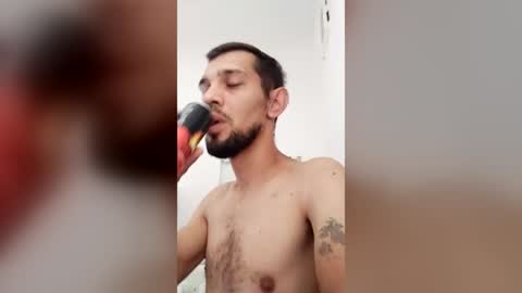 MarkandGiulia online show from June 24, 9:52 am