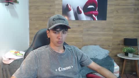 markbowie online show from April 8, 11:54 am