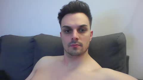 Snapshot of markboy5 chatting on January 27, 1:05 am Mark online show from January 27, 1:05 am