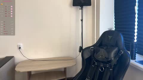 Mark online show from September 13, 12:49 pm