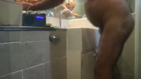 marklondonguy2023 online show from October 13, 9:42 am