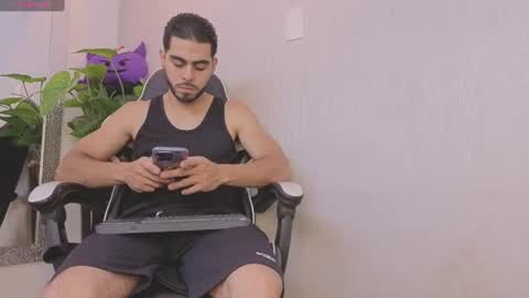 Snapshot of markoss_miles chatting on July 5, 4:58 pm Markos online show from July 5, 4:58 pm