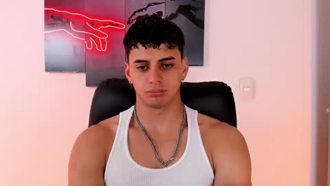 Snapshot of markpotier chatting on January 9, 1:50 am MARK online show from January 9, 1:50 am