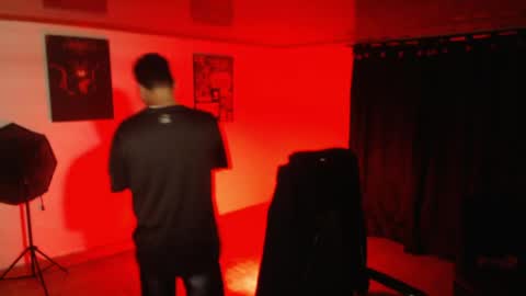 Mark Switch online show from April 6, 3:04 am