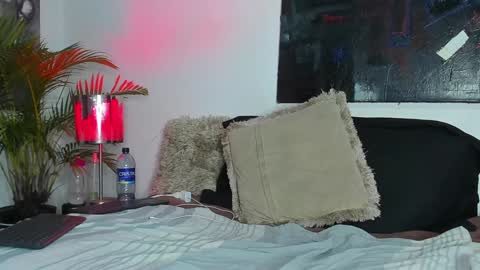 Snapshot of markus_latin chatting on January 25, 2:58 am Markus latin online show from January 25, 2:58 am