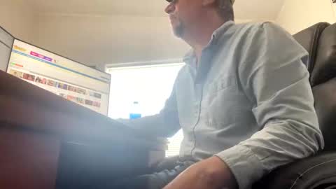 marky0029 online show from March 24, 9:42 pm