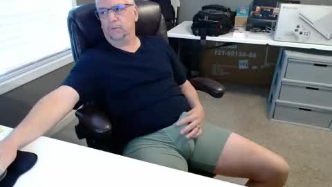 Snapshot of marky0029 chatting on June 2, 12:51 pm marky0029 online show from June 2, 12:51 pm