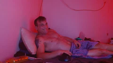 markymark101825061 online show from January 1, 6:15 am