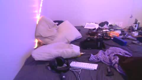 markymark101825061 online show from January 9, 1:02 pm