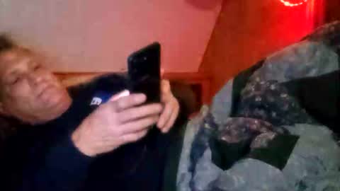 markymark101825061 online show from January 16, 8:40 am