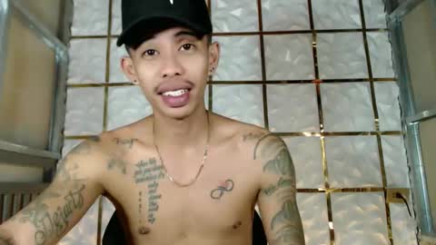 marlmoreno10 online show from February 21, 12:22 am