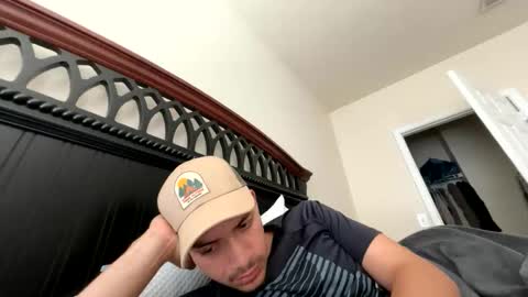 Snapshot of marlonnolascotabora15 chatting on April 18, 8:31 pm marlonnolascotabora15 online show from April 18, 8:31 pm