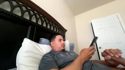 Snapshot of marlonnolascotabora15 chatting on May 3, 2:12 pm marlonnolascotabora15 online show from May 3, 2:12 pm