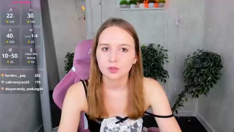 Snapshot of marlyn_owen chatting on July 28, 3:21 pm Emmaa online show from July 28, 3:21 pm