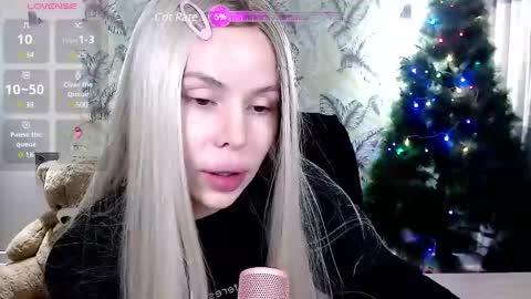 Snapshot of marmalade_fox chatting on January 4, 9:32 am Marmalade Fox online show from January 4, 9:32 am