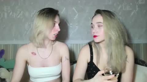 Snapshot of marmaladeli chatting on February 22, 11:24 pm MarmaladeLi online show from February 22, 11:24 pm