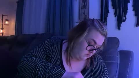 maroon_moon online show from November 20, 1:06 am