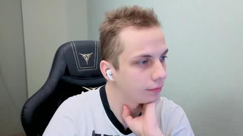 Marko online show from April 15, 7:54 pm