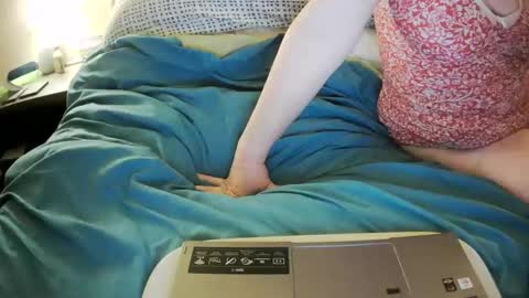 Jess and Nick online show from November 5, 5:18 am