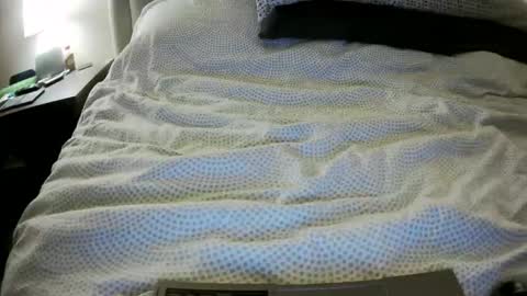 Jess and Nick online show from November 29, 5:10 am