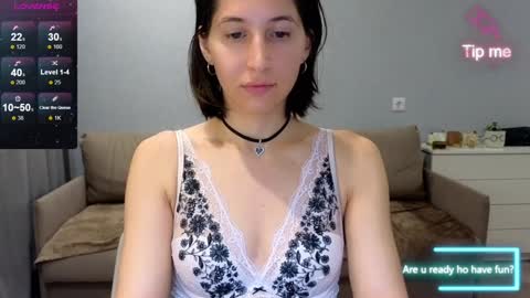 marrycolins online show from December 14, 2:23 am