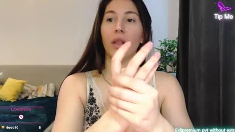 marrycolins online show from February 20, 3:47 am