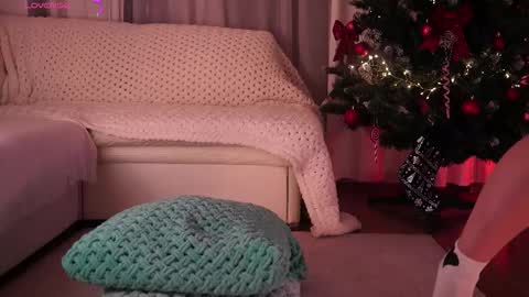 Snapshot of marrygrayes chatting on November 26, 5:36 pm Maria online broadcast from Tuesday to Suturday from 6 pm to 12 pm Germany time Sunday-Monday offline online show from November 26, 5:36 pm