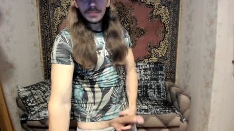 Snapshot of marryplz chatting on February 3, 3:27 pm Alan online show from February 3, 3:27 pm