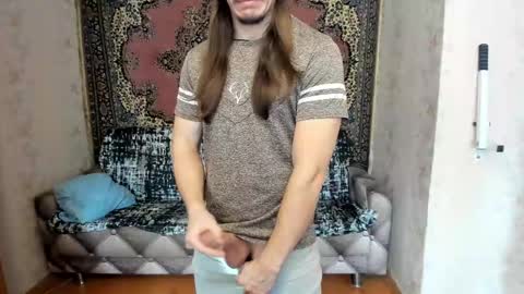 Snapshot of marryplz chatting on February 20, 8:28 am Alan online show from February 20, 8:28 am