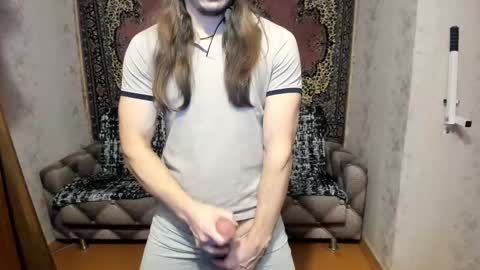 Snapshot of marryplz chatting on February 24, 6:36 pm Alan online show from February 24, 6:36 pm