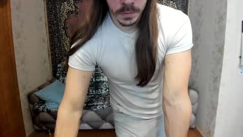 Snapshot of marryplz chatting on February 27, 7:01 am Alan online show from February 27, 7:01 am