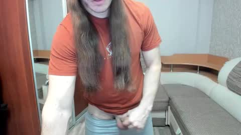 Snapshot of marryplz chatting on December 5, 8:45 am Alan online show from December 5, 8:45 am