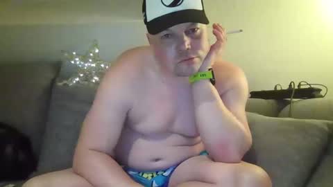 Snapshot of mars0481 chatting on December 22, 8:03 pm mars0481 online show from December 22, 8:03 pm