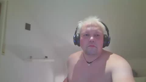 Snapshot of mars0481 chatting on November 16, 9:31 pm mars0481 online show from November 16, 9:31 pm